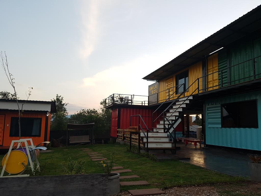 Smile Box Coffee & Resort Nong Hin Dış mekan fotoğraf